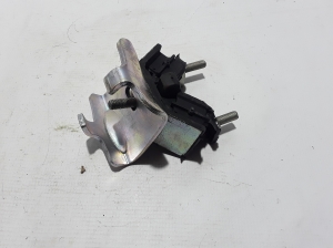 RENAULT Megane I (1995–2003) Engine mount 7700795687 - 3