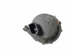 AUDI S6 (1999–2003) Air pump 078906601D - 2