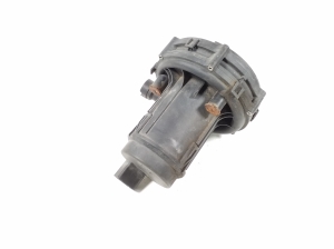 AUDI S6 (1999–2003) Air pump 078906601D - 3