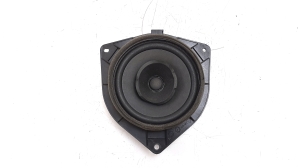   Rear side door speaker 