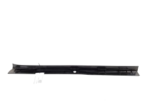 Mercedes Benz CLK-Class 209 (2002–2009) Sisemine läveliist A2096800835 - 2