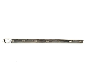 Mercedes Benz CLK-Class 209 (2002–2009) Esiukse liist A2096901182 - 2