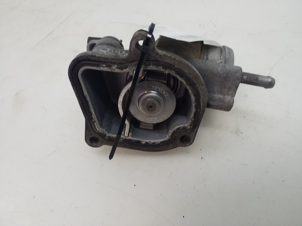 MERCEDES-BENZ C-Class W204/S204/C204 (2004-2015) Thermostat A6462000715 20978814