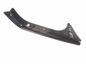 Mercedes Benz E-Class W207 (2009–2017) Pakiruumi sisemuse muu osa A2076930133 - 2