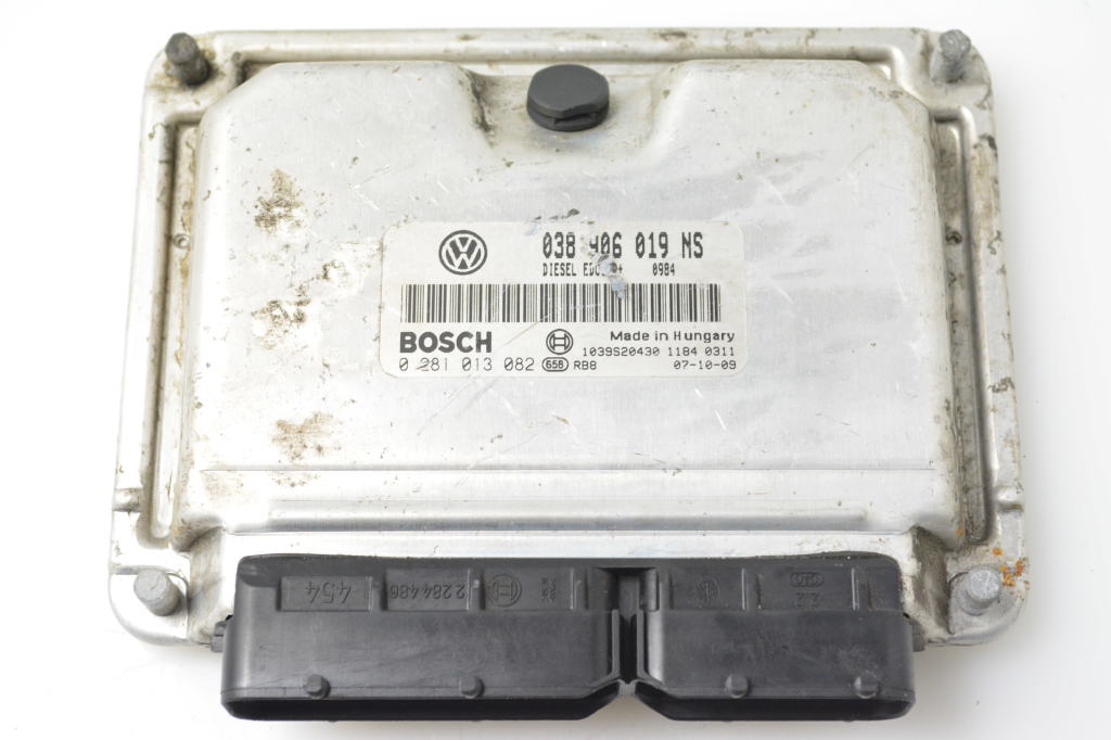 SKODA Fabia 6Y (1999-2007) Engine Control Unit ECU 038906019NS 27484072