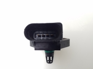 Volkswagen Passat B6 (2005–2010) Sensor Ladeluftkühler 038906051C - 2
