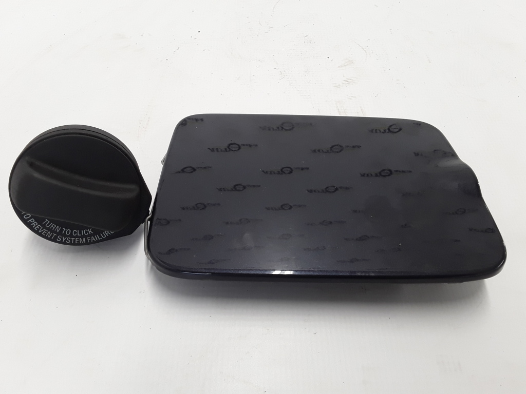 Used VOLVO XC90 Fuel filler cap 30640300