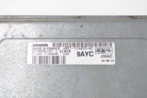 Ford Focus (2004–2011) Engine control unit 4M5112A650HC - 2