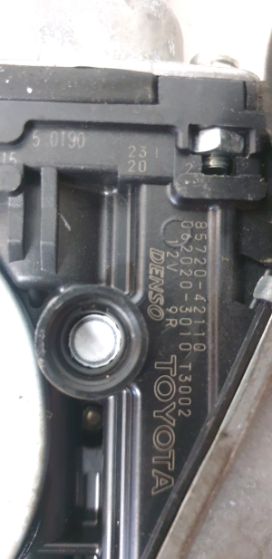 TOYOTA RAV 4 A4 (2012–2018) Esiukse aknatõstuki mootor 8572042110 - 2