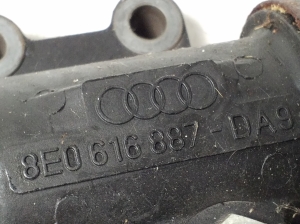 AUDI RS4 (2005–2009) Luftfederung Ventil 8E0616887 - 2