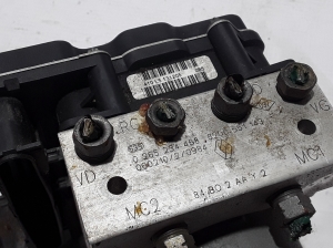 RENAULT Megane II (2002–2009) ABS Steuergerät 8200551143 - 2