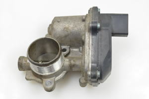  EGR valve 