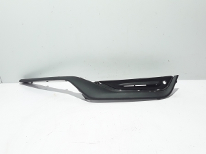  Front bumper trim strip 