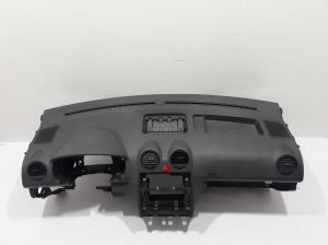 Volkswagen Caddy III (2004–2015) Dashboard 2k1857003EF - 5