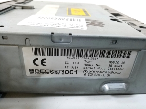 Mercedes Benz CLK-Class 209 (2002–2009) Radio (head unit) A2038202286 - 3