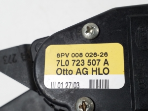 Porsche Cayenne (2002–2010) Accelerator pedal 7L0723507A - 2