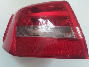  Rear corner lamp 