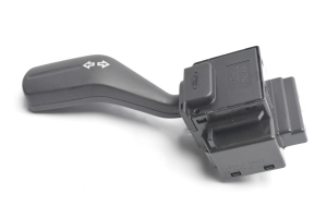 Ford Focus (2004–2011) Commande de clignotants 17D9401 - 3