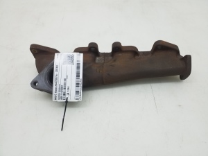  Exhaust manifold 