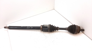 Antriebswelle vorne und ihre Teile - T030321