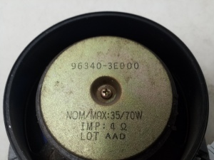 Kia Sorento (2002–2009) Rear side door speaker - 3