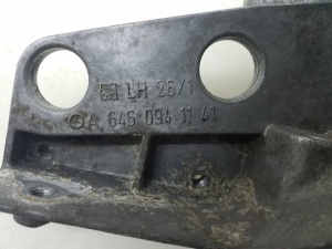 Mercedes Benz C-Class 204 (2007–2014) Other bracket A6460941141 - 3
