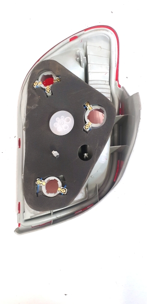 TOYOTA Yaris (1999–2005) Eckleuchte hinten - 2