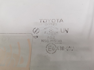 TOYOTA Camry V4 (1996–2002) Priekšējo durvju stikls - 2