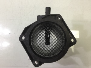 AUDI A4 B5 (1994–2001) Luftmassenmesser 06B133471 - 3