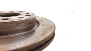 Volkswagen Golf V (2003–2009) Bremsscheibe vorne - 2
