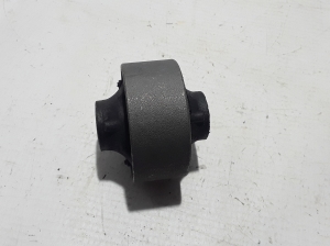 RENAULT Koleos (2007–2016) Querlenkerbuchse vorne 545040445R - 2