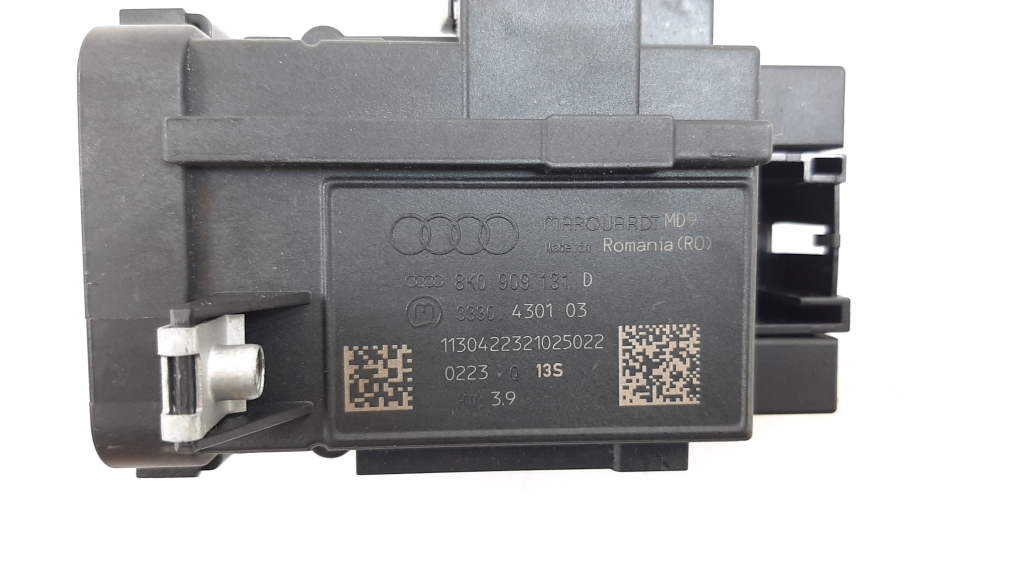 Used AUDI A4 Ignition switch 8K0909131D