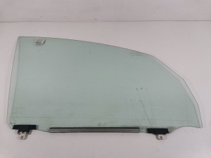   Fenster Scheibe Tür vorne  - 68101-13080 