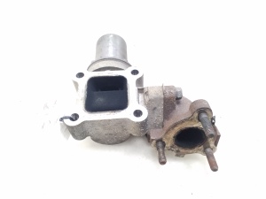  EGR valve 