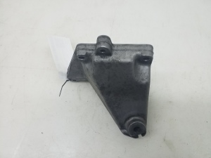 Mercedes Benz C-Class 204 (2007–2014) Engine bracket A2722231604 - 3