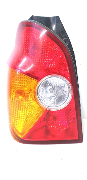  Rear corner lamp 