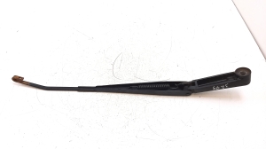  Windshield wiper blade 