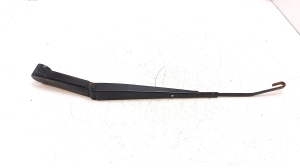   Windshield wiper blade 