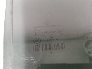 Mercedes Benz E-Class W212 (2009–2015) Türscheibe hinten - 2