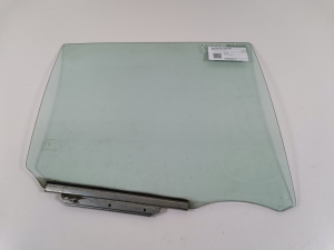 Rear side door glass - 