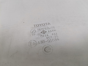 TOYOTA Previa (2000–2006) Aizmugurējo sānu durvju stikls 68103-28120 - 2