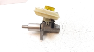 Brake master cylinder