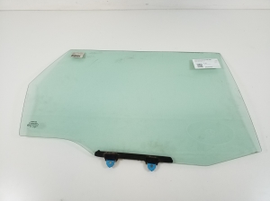 Rear side door glass - 