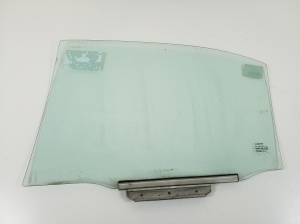  Glass rear side door 