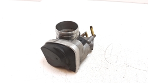 AUDI A3 8L (1996–2003) Drosselklappe 06A133062N - 4