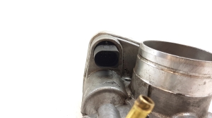 AUDI A3 8L (1996–2003) Drosselklappe 06A133062N - 5