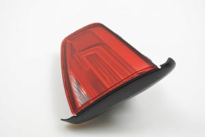 Volkswagen Passat B8 (2014–2023) Tagatuli tagaluugil 3G5945094C - 2