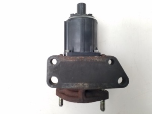  EGR valve 