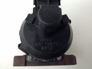  EGR valve 