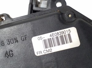 AUDI A8 D3 (2002–2010) Tailgate lock 4E0839015 - 2